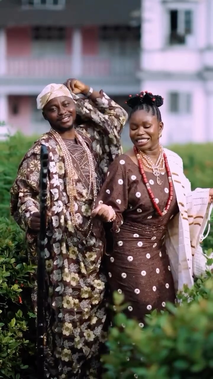 This Couple’s Vintage-Themed Pre-wedding Video Will Make You Smile