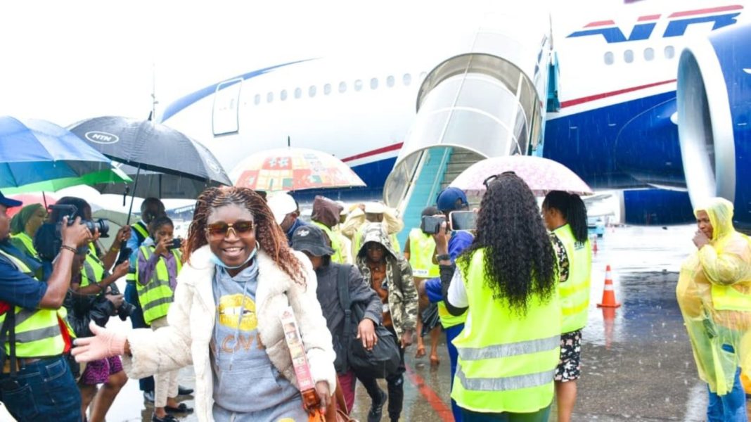 FG Offers Nigerians Final Evacuation as NANS Gives South African Businesses Ultimatum